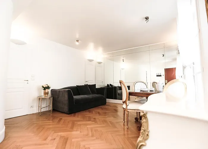 Parislux